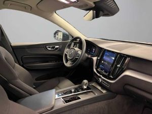 Volvo XC60 2.0 B4 D Momentum Auto   - Foto 20