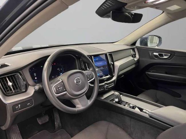 Volvo XC60 2.0 B4 D Momentum Auto   - Foto 17