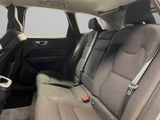 Volvo XC60 2.0 B4 D Momentum Auto   - Foto 12