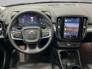 Volvo XC40 2.0 B3 G Core Auto   - Foto 13