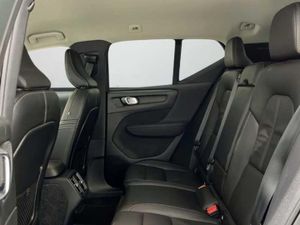 Volvo XC40 2.0 B3 G Core Auto   - Foto 11