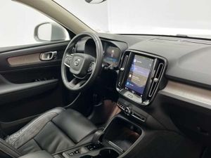 Volvo XC40 2.0 B3 G Core Auto   - Foto 9