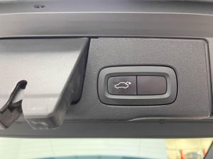 Volvo XC60 2.0 B4 D AWD Business Plus Auto   - Foto 18