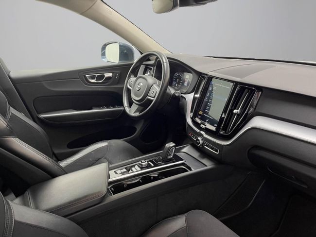 Volvo XC60 2.0 B4 D AWD Business Plus Auto   - Foto 25