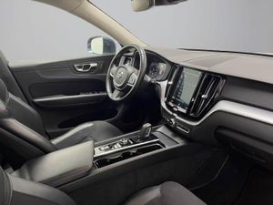 Volvo XC60 2.0 B4 D AWD Business Plus Auto   - Foto 25