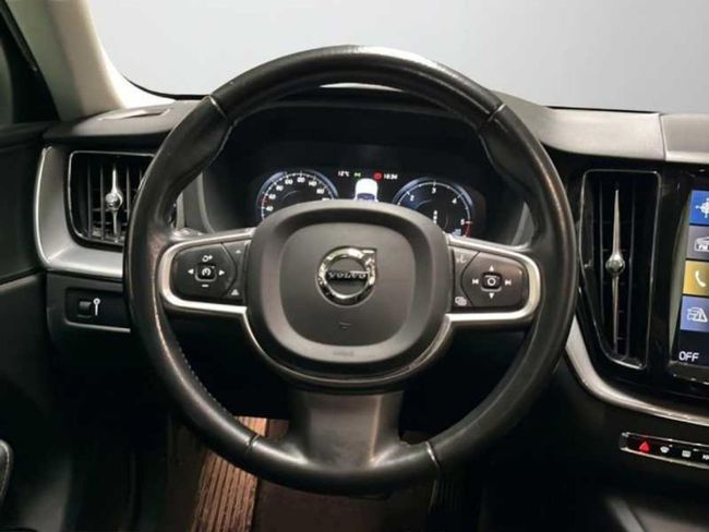 Volvo XC60 2.0 B4 D AWD Business Plus Auto   - Foto 13