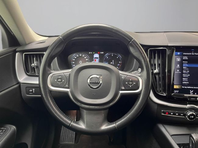 Volvo XC60 2.0 B4 D AWD Business Plus Auto   - Foto 24