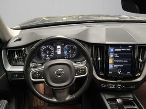 Volvo XC60 2.0 B4 D AWD Business Plus Auto   - Foto 10