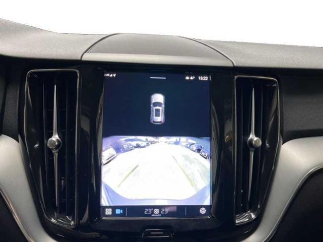 Volvo XC60 2.0 B4 D AWD Core Auto   - Foto 15