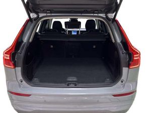 Volvo XC60 2.0 B4 D AWD Core Auto   - Foto 9
