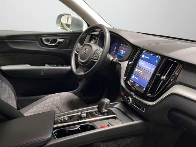 Volvo XC60 2.0 B4 D AWD Core Auto   - Foto 16