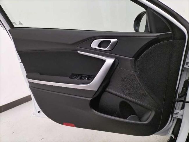Kia XCeed 1.0 T-GDi Drive 74kW (100CV)   - Foto 16