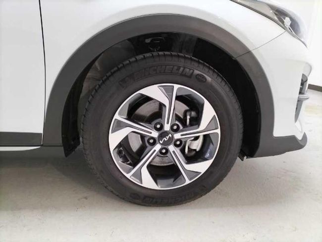 Kia XCeed 1.0 T-GDi Drive 74kW (100CV)   - Foto 13