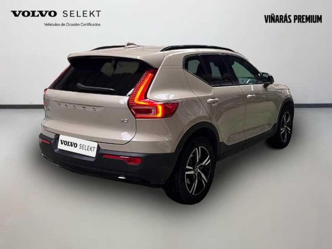 Volvo XC40 2.0 B3 G Plus Dark Auto   - Foto 6