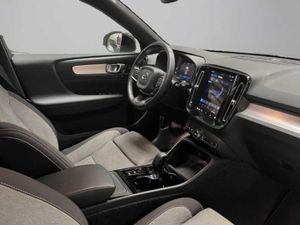 Volvo XC40 2.0 B3 G Plus Dark Auto   - Foto 20