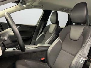 Volvo XC60 2.0 B4 D AWD Momentum Pro Auto   - Foto 10