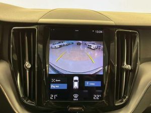 Volvo XC60 2.0 B4 D AWD Momentum Pro Auto   - Foto 18