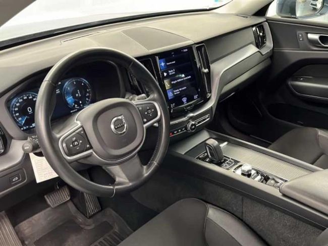 Volvo XC60 2.0 B4 D AWD Momentum Pro Auto   - Foto 19