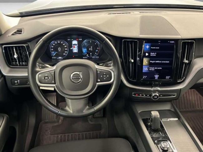 Volvo XC60 2.0 B4 D AWD Momentum Pro Auto   - Foto 13