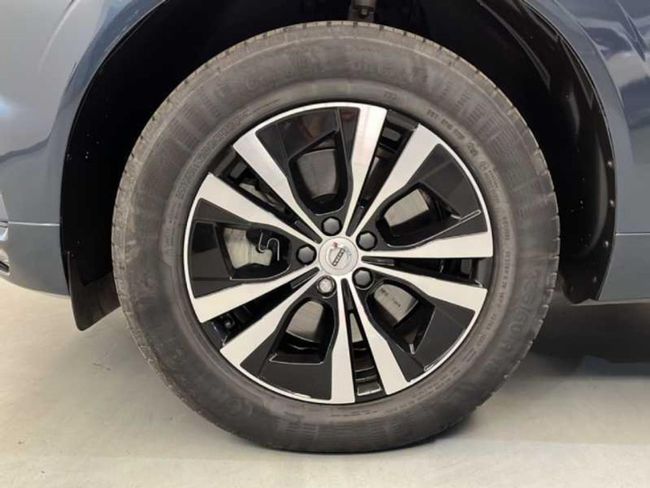 Volvo XC60 2.0 B4 D AWD Momentum Pro Auto   - Foto 16