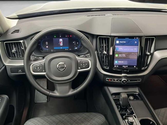 Volvo XC60 2.0 B5 G AWD Core Auto   - Foto 13
