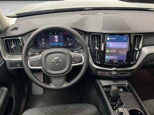 Volvo XC60 2.0 B5 G AWD Core Auto   - Foto 13