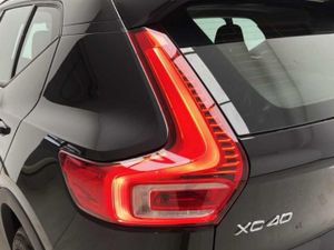 Volvo XC40 2.0 B3 G Essential Auto   - Foto 21