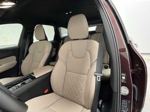 Volvo XC60 2.0 B5 G AWD Core Auto   - Foto 16