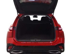 Peugeot 308 SW Allure BlueHDi 130 S&S EAT8   - Foto 9