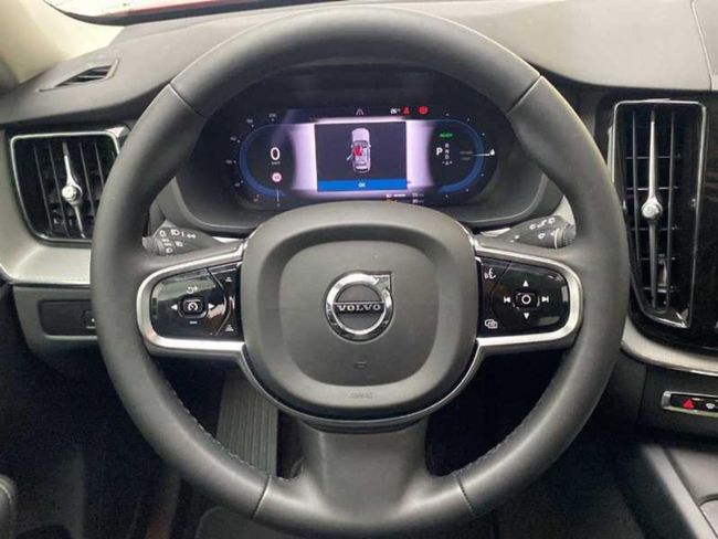 Volvo XC60 2.0 T6 AWD Recharge Plus Dark Auto   - Foto 17