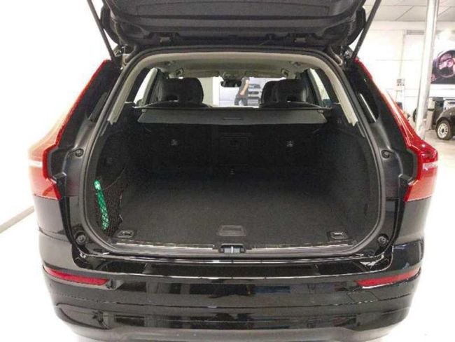 Volvo XC60 2.0 B4 D Essential Auto   - Foto 8