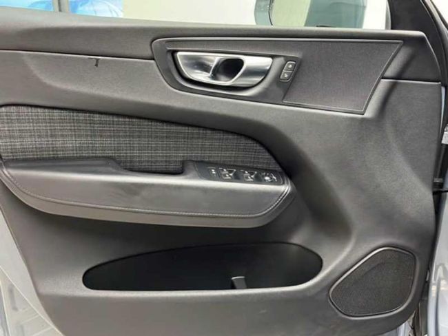 Volvo XC60 2.0 B4 D Core Auto   - Foto 19