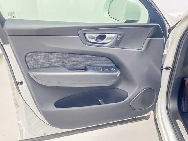 Volvo XC60 2.0 B4 D Core Auto   - Foto 10
