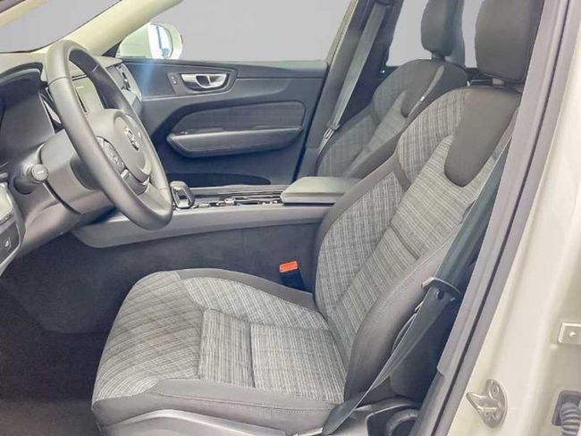 Volvo XC60 2.0 B4 D Core Auto   - Foto 21