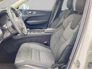 Volvo XC60 2.0 B4 D Core Auto   - Foto 21