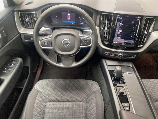 Volvo XC60 2.0 B4 D Core Auto   - Foto 13