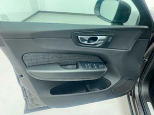 Volvo XC60 2.0 B4 D Core Auto   - Foto 21