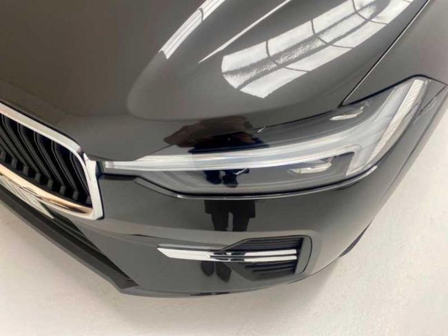 Volvo XC60 2.0 B4 D Core Auto   - Foto 17