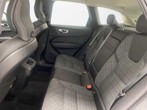 Volvo XC60 2.0 B4 D Core Auto   - Foto 11