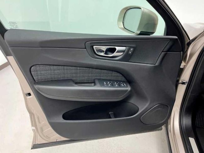 Volvo XC60 2.0 B4 D Core Auto   - Foto 20