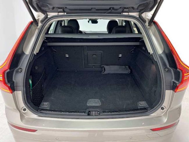 Volvo XC60 2.0 B4 D Core Auto   - Foto 11