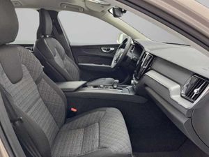 Volvo XC60 2.0 B4 D Core Auto   - Foto 21