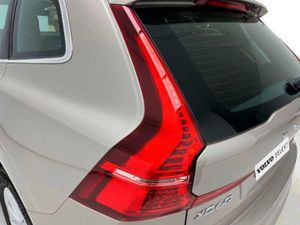 Volvo XC60 2.0 B4 D Core Auto   - Foto 18