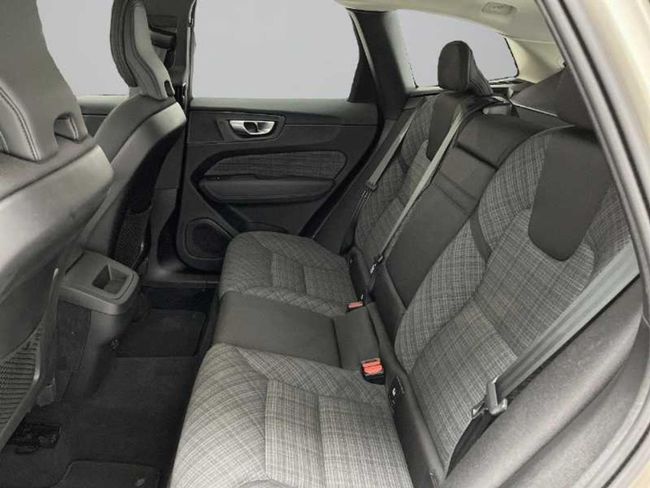Volvo XC60 2.0 B4 D Core Auto   - Foto 10