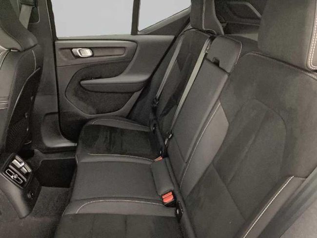 Volvo XC40 1.5 T4 Recharge PHEV Core Auto   - Foto 11