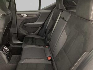 Volvo XC40 1.5 T4 Recharge PHEV Core Auto   - Foto 11