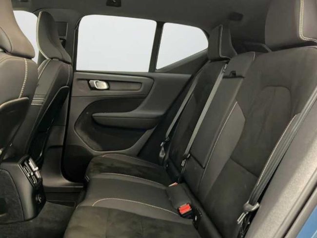 Volvo XC40 1.5 T4 Recharge PHEV Core Auto   - Foto 14