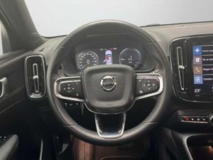 Volvo XC40 1.5 T4 Recharge PHEV Core Auto   - Foto 20