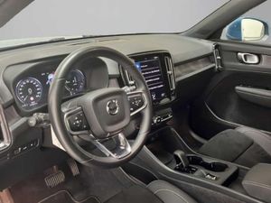Volvo XC40 1.5 T4 Recharge PHEV Core Auto   - Foto 9