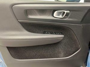 Volvo XC40 1.5 T4 Recharge PHEV Core Auto   - Foto 11